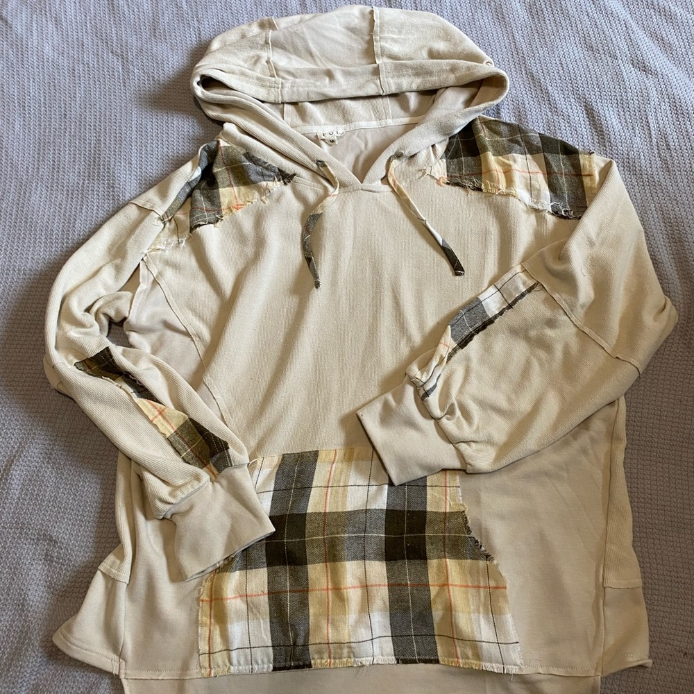 POL Sweatshirt M GUC Cream Style Number FKT417